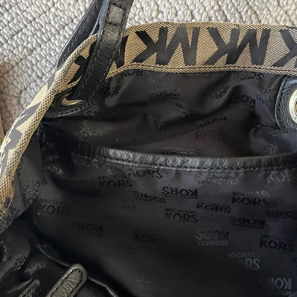 Michael Kors Black and Tan Tote Bag - Picture 10 of 10